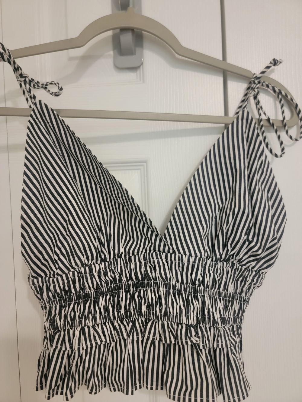 Forever 21 Black & White Striped Tie-Shoulder Crop Top